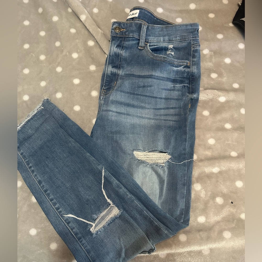 Studio Blue Ripped Jeans